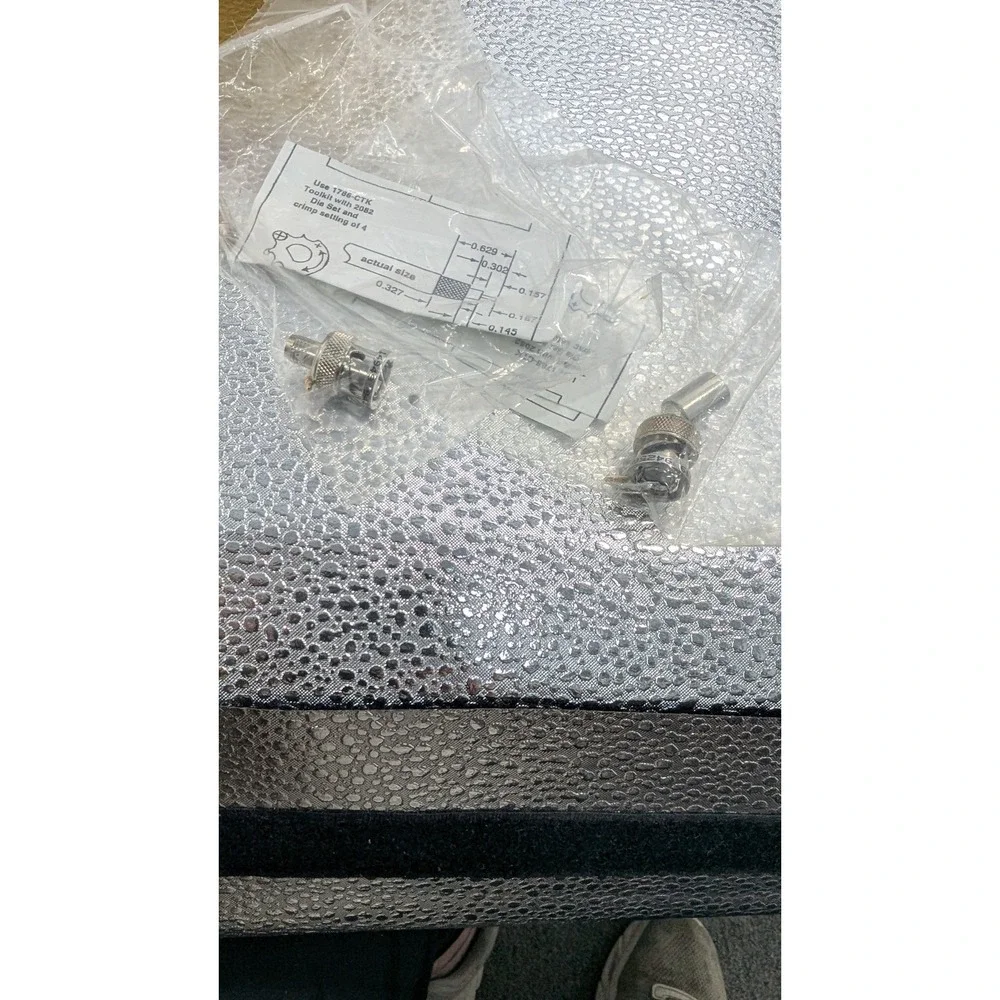 Amphenol BNC RF Connectors Lot 31-71000-RFX Crimp Plugs Coaxial Adapter‎ Bulk